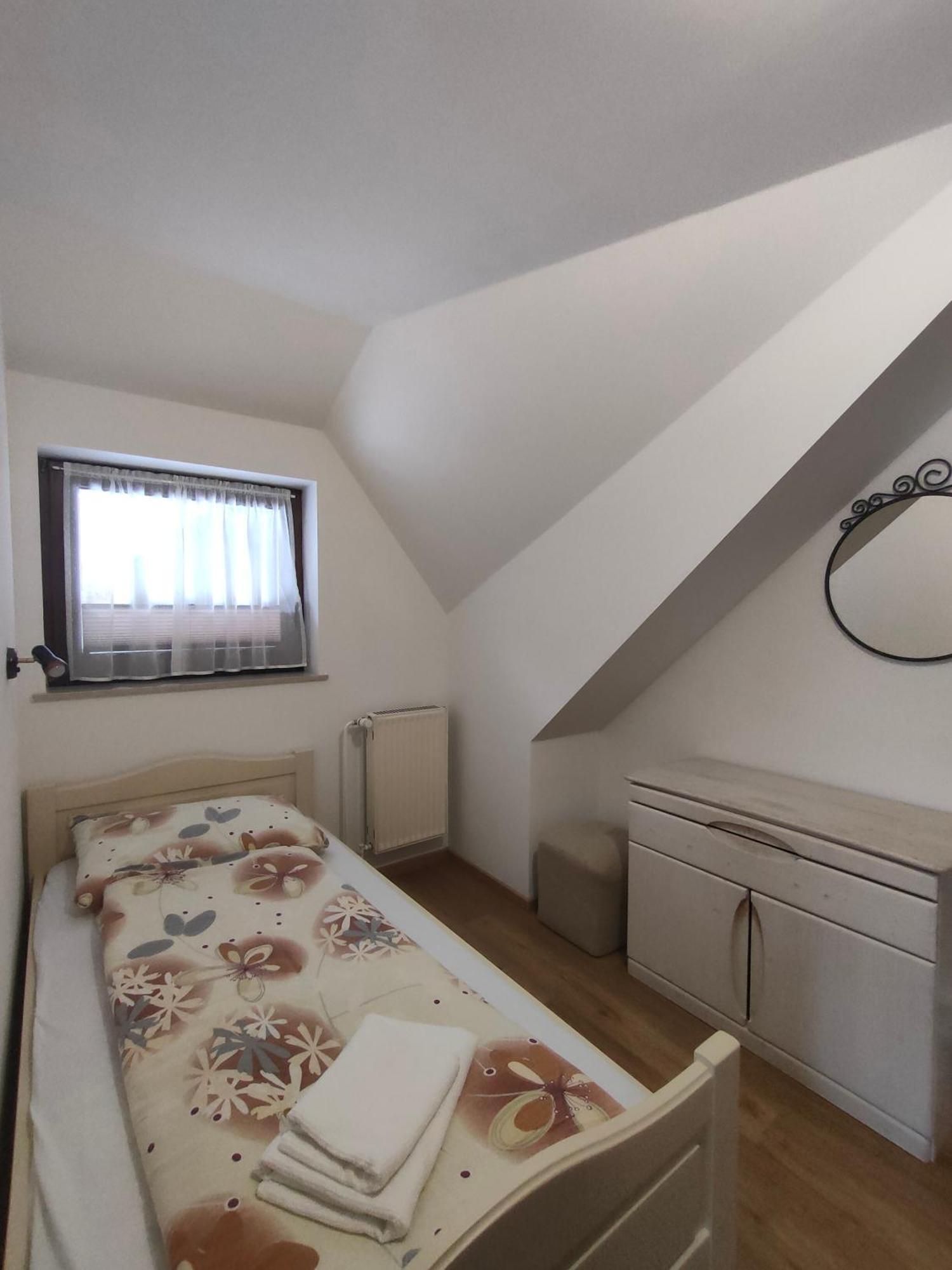 Bed & Breakfast Hisa Resje Bohinj Zimmer foto