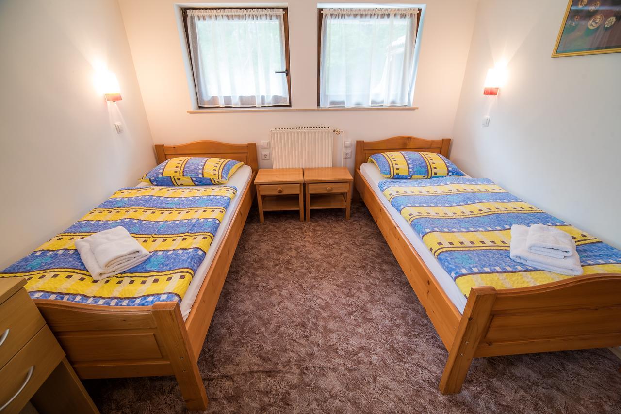 Bed & Breakfast Hisa Resje Bohinj Zimmer foto